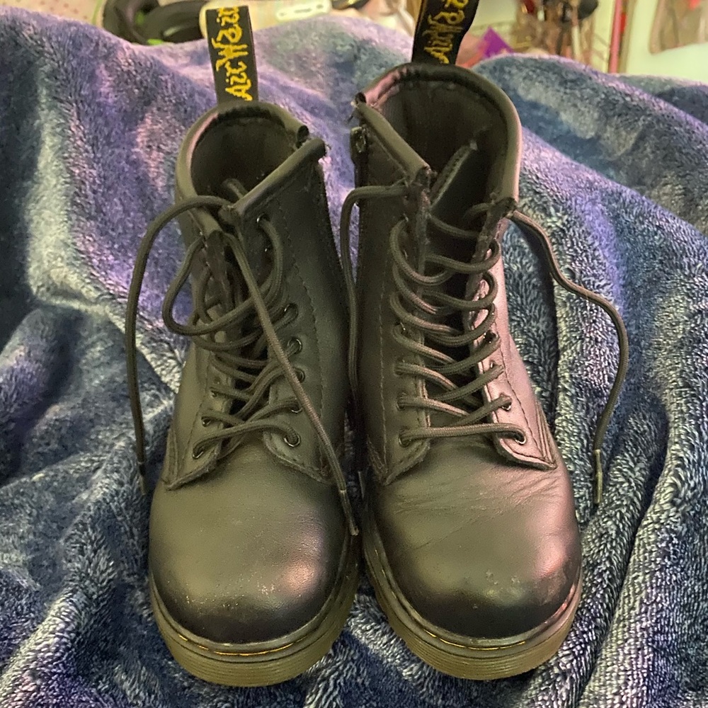 Dr. Martens 10 kids